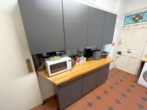 Photo 33- click for photo gallery